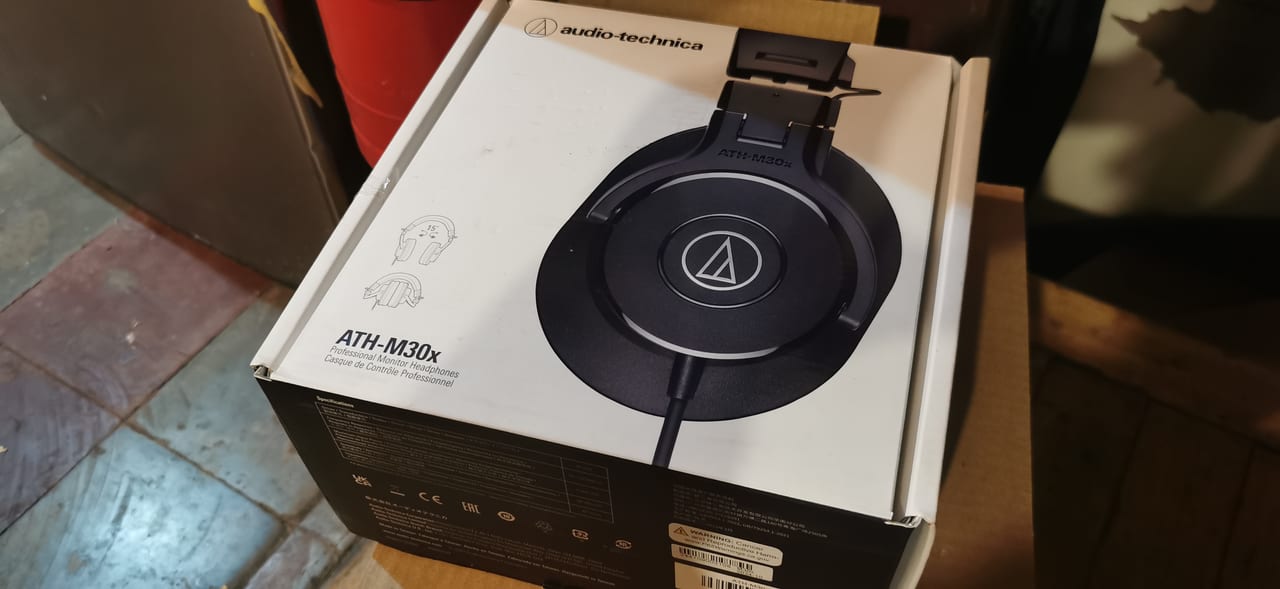 Audífonos Audio-Technica ATH-M30x — foto 1